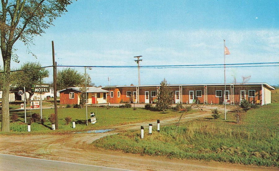 Crossroads Motel - Vintage Postcard